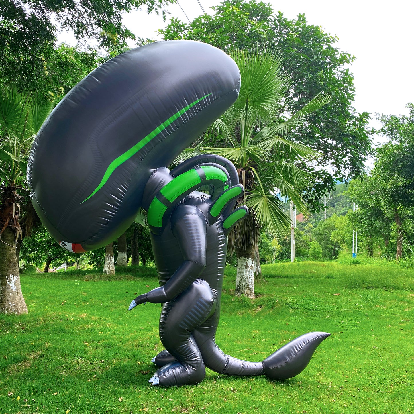 Inflatable alien costume, xenomorph space creature