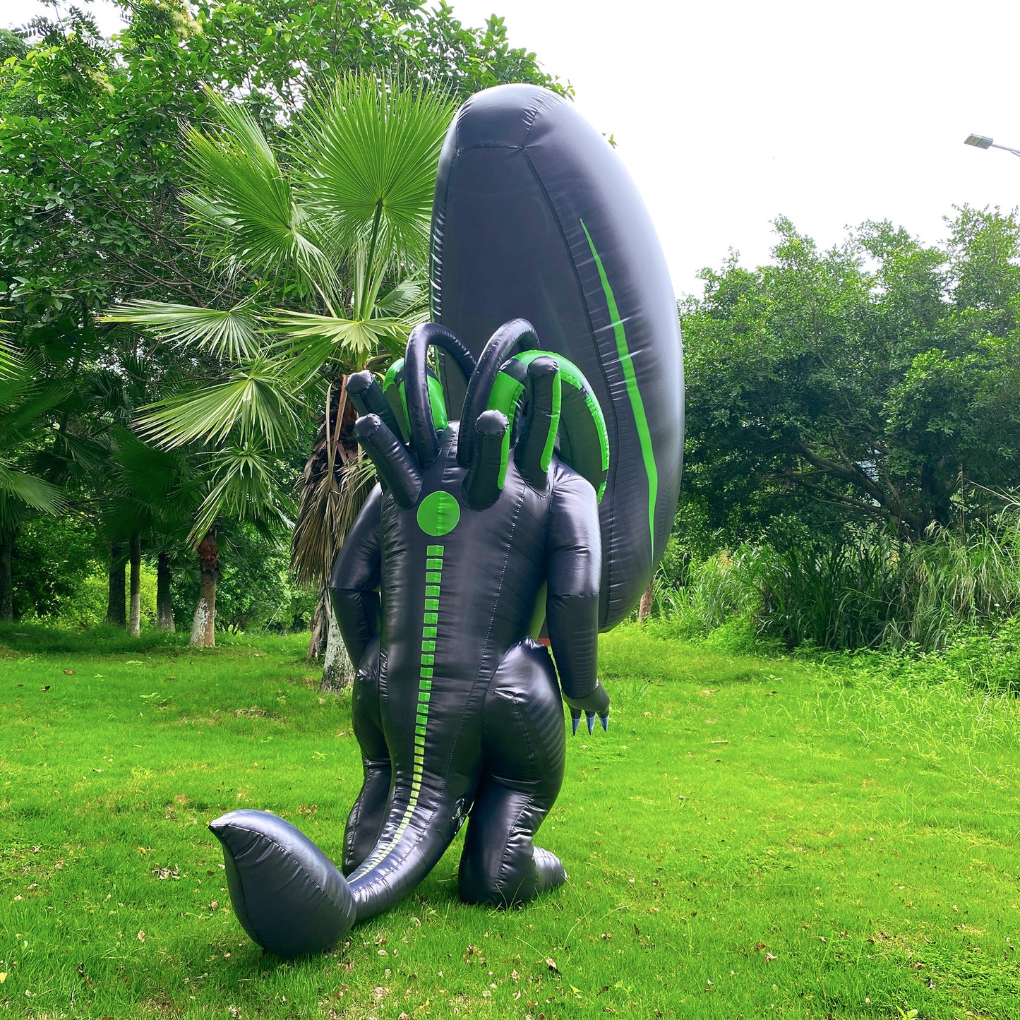 Inflatable alien costume, xenomorph space creature